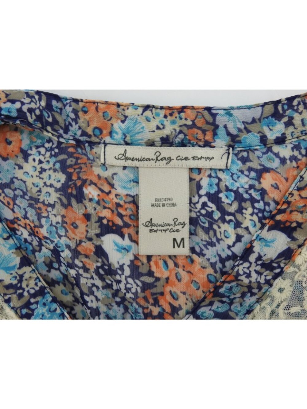 American Rag Cie Entypo Blue Floral Boho Peasant Top Lace Trim Medium - Picture 5 of 9